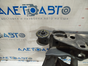 Toyota Highlander 08-13 AWD rear subframe rusty, silent blocks need replacing