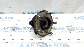 Rusty front right hub for a Kia Sportage 17-22