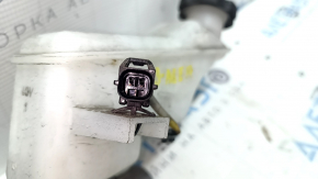 Kia Sportage 17-22 brake master cylinder with reservoir and cover