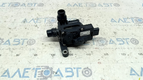 Volvo XC60 22-25 B5 Cooling System Valve
