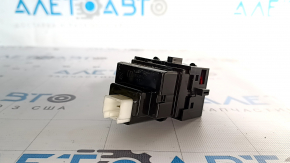 The heated seat controls on a Toyota Avalon 13-18 are worn out.