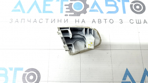 Kia Sportage 17-22 rear left outer handle plug cracks in the mount