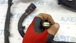 Battery cable through the entire body of a Volvo XC60 23-23