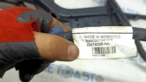 Battery cable through the entire body of a Volvo XC60 23-23