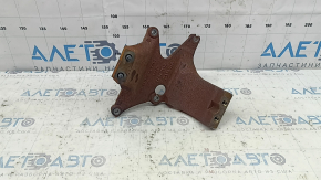 Volvo XC60 22-25 B5 lower catalytic converter bracket