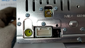 Kia Sportage 17-19 5" display with CD drive, peeling chrome.