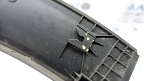 Rear right fender arch trim for Kia Sportage 17-22: structure, cracks in fasteners, scratches