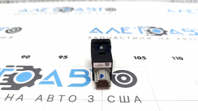 Rear right seat heating button for Nissan Ariya 23-25