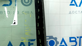 Toyota Prius V 12-17 windshield with sand and air on the edge