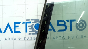 Toyota Prius V 12-17 windshield with sand and air on the edge