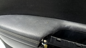 Black front left door panel for Kia Sportage 17-22, black eco-leather armrest, gray stitching, scratches, needs cleaning