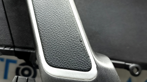 Black front right door panel for Kia Sportage 17-22, black eco-leather armrest, gray stitching, scratches