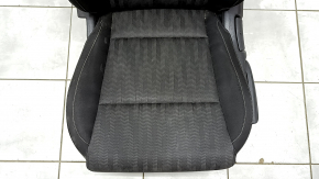 Kia Sportage 17-22 driver's seat without airbag, manual, black cloth, LX, gray stitching, dry clean, worn