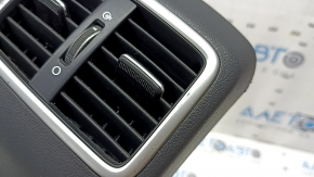 Rear center console trim with air vent deflector Kia Sportage 17-22 black, without cigarette lighter, scratches, worn