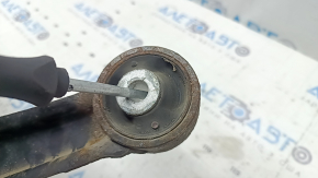 Rear left longitudinal control arm Lexus NX200t NX300 NX300h 15-21, microcracks S/B, rusty