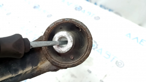 Rear right longitudinal control arm Lexus NX200t NX300 NX300h 15-21, microcracks S/B, rusty