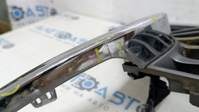 Radiator grille Lexus RX450H 13-15 rest, with emblem, crack in chrome, sand, scratch