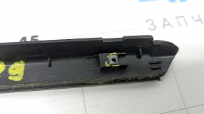 Upper rear left door molding for Kia Sportage 17-22, chrome, scratches, broken fastener, fastener peeled off