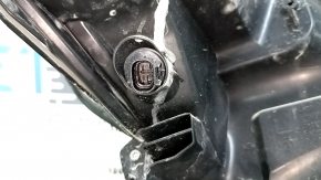 Left front headlight Toyota Camry v70 18-18 halogen + LED, crack in mount, cracked housing