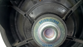 The rear left speaker of a Toyota Rav4 19-24 has a broken mount.