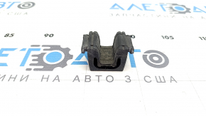 Upper right radiator mount cushion for Nissan Ariya 23-25 tires