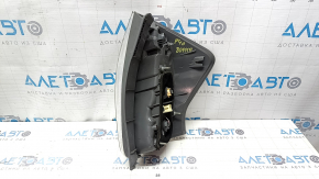 Left headlight for Toyota Prius V 12-14 pre-restoration, scratches, cracks in the glass, fake, broken