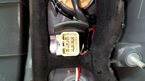 Left headlight for Toyota Prius V 12-14 pre-restoration, scratches, cracks in the glass, fake, broken
