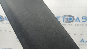 Toyota Rav4 19-24 lower tailgate trim, structure, scratches
