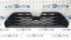 The grille of the Toyota Rav4 19-24 without parking sensors and a camera, the structure