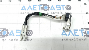The negative terminal of the Toyota Rav4 19-25 hybrid battery, with a sensor and wire.