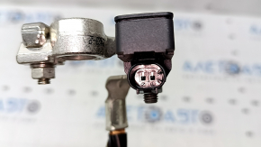 The negative terminal of the Toyota Rav4 19-25 hybrid battery, with a sensor and wire.