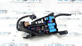 Left underhood fuse box for Toyota Highlander 20-25 2.4T, 3.5 with housing, broken mount