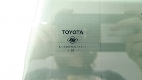 Toyota Rav4 19-25mm rear right triangle door glass tinted