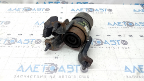 Front engine mount for Toyota Rav4 19-24 hybrid, rusty