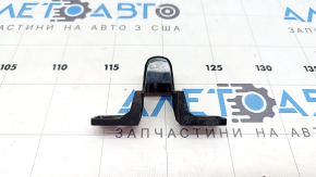 Nissan Ariya 23-25 grille chamber plug