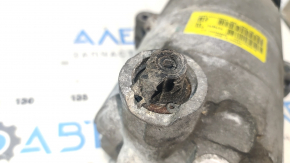 The air conditioning compressor on a Ford Escape MK3 2013-2016 2.0T is broken.