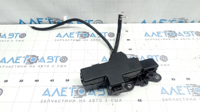 Toyota Rav4 19-24 hybrid trunk fuse box with cover