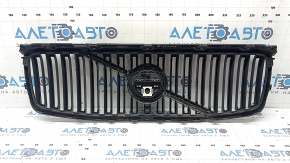 Black grille with Volvo XC90 16-19 badge, chrome frame, under the camera, bumpers