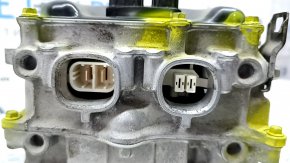 The Toyota Camry V70 18-24 inverter has a broken chip.