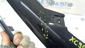 Volvo XC90 16-19 right front bumper trim scratches, sand