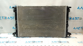 The radiator cooling water Audi Q5 80A 18-24 2.0T, MHEV has fallen out of cells