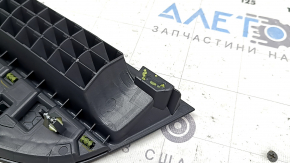 The front panel center trim for the Audi A5 F5 17-24 speakers is black, with a mesh, the mount is broken.