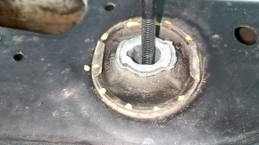 Rear subframe BMW 4 F36 15-20 Gran Coupe, 2 torn subframe struts, 3 microcracks in the gearbox strut