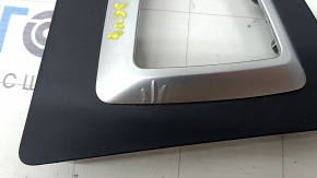 The chrome cover on the automatic transmission shifter for BMW 4 Series F32/33/36 14-20 is worn out, the mount is broken