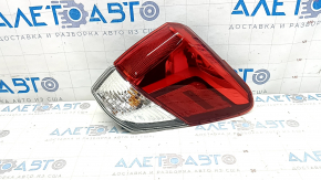 Subaru Forester 19-24 SK right outer fender light scratches