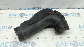 Air duct from the BMW 4 F32/33/36 14-16 N26 filter, part 1