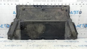 The front engine guard of the Audi A5 F5 17-25 is worn and cracked.