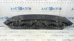 The front bumper guard of the Audi A5 F5 17-19 is worn out, missing a fragment