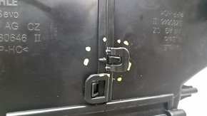 The bare heater housing of the Audi A5 F5 18-25 air conditioner has a broken mount.