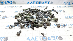 Incomplete rear suspension hardware for Nissan Ariya 23-25